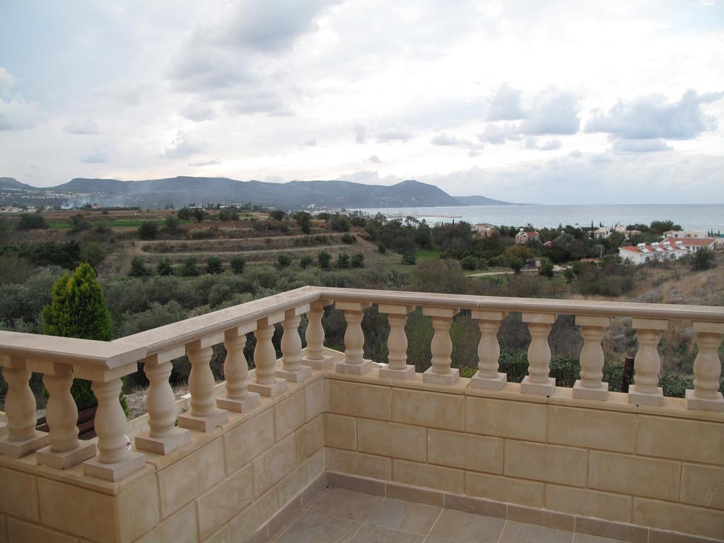 Chriseleni Latchi Villas Polis Exteriör bild